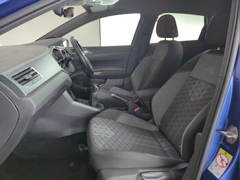 Used Volkswagen Polo 2022 for sale - 77746489: Photo