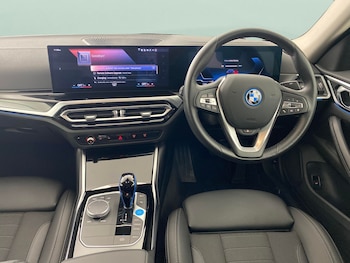 Used BMW i4 2022 for sale - 76750352: Photo