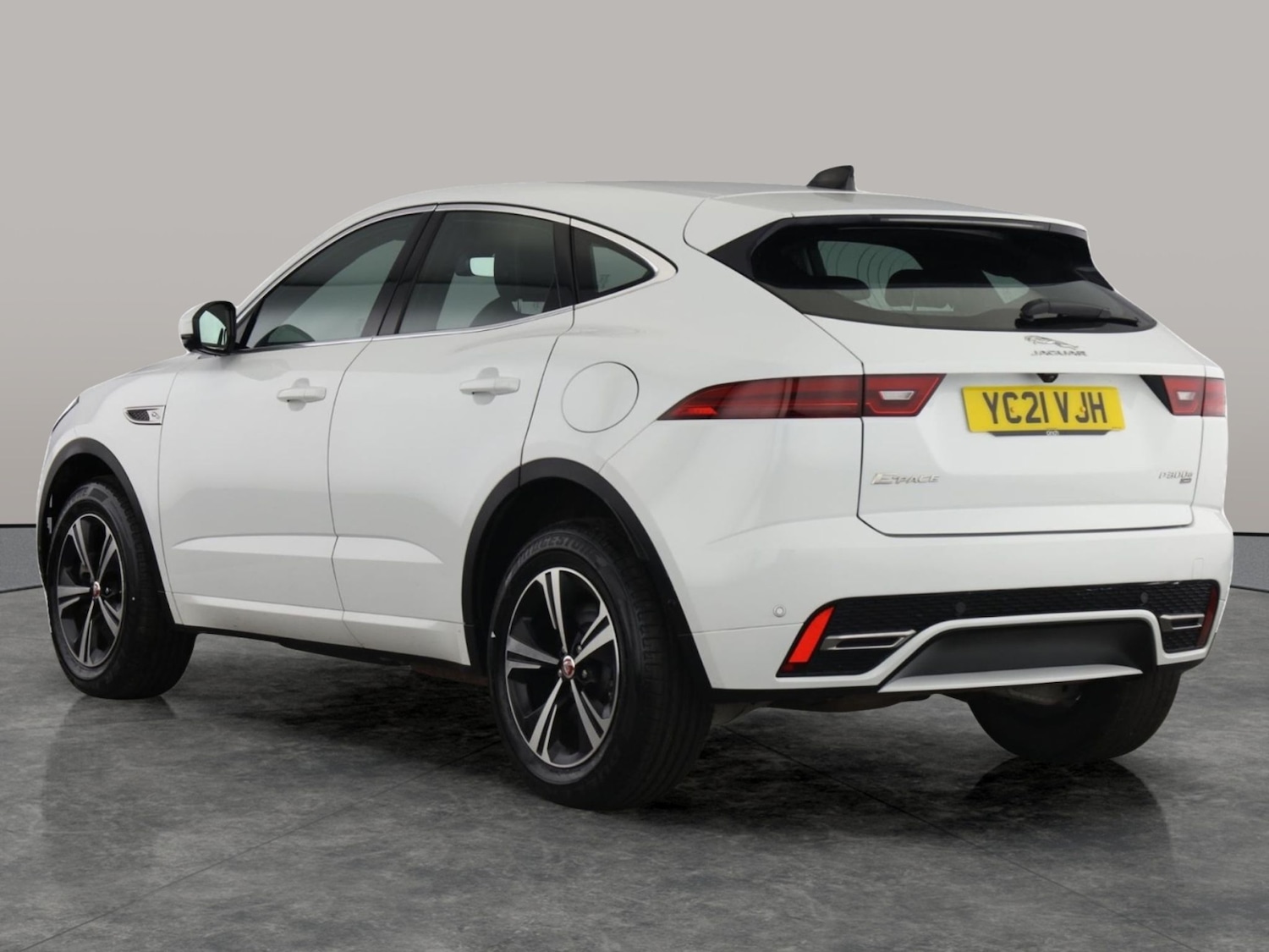 Used Jaguar E-Pace 2021 for sale - 77316192: Photo 8