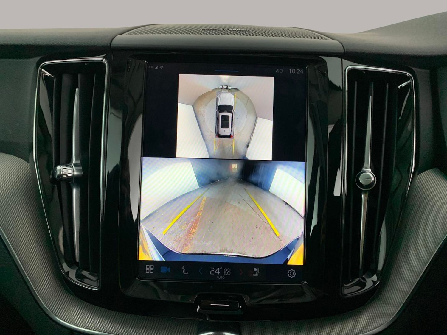 Used Volvo XC60 2024 for sale - 76704006: Photo 7