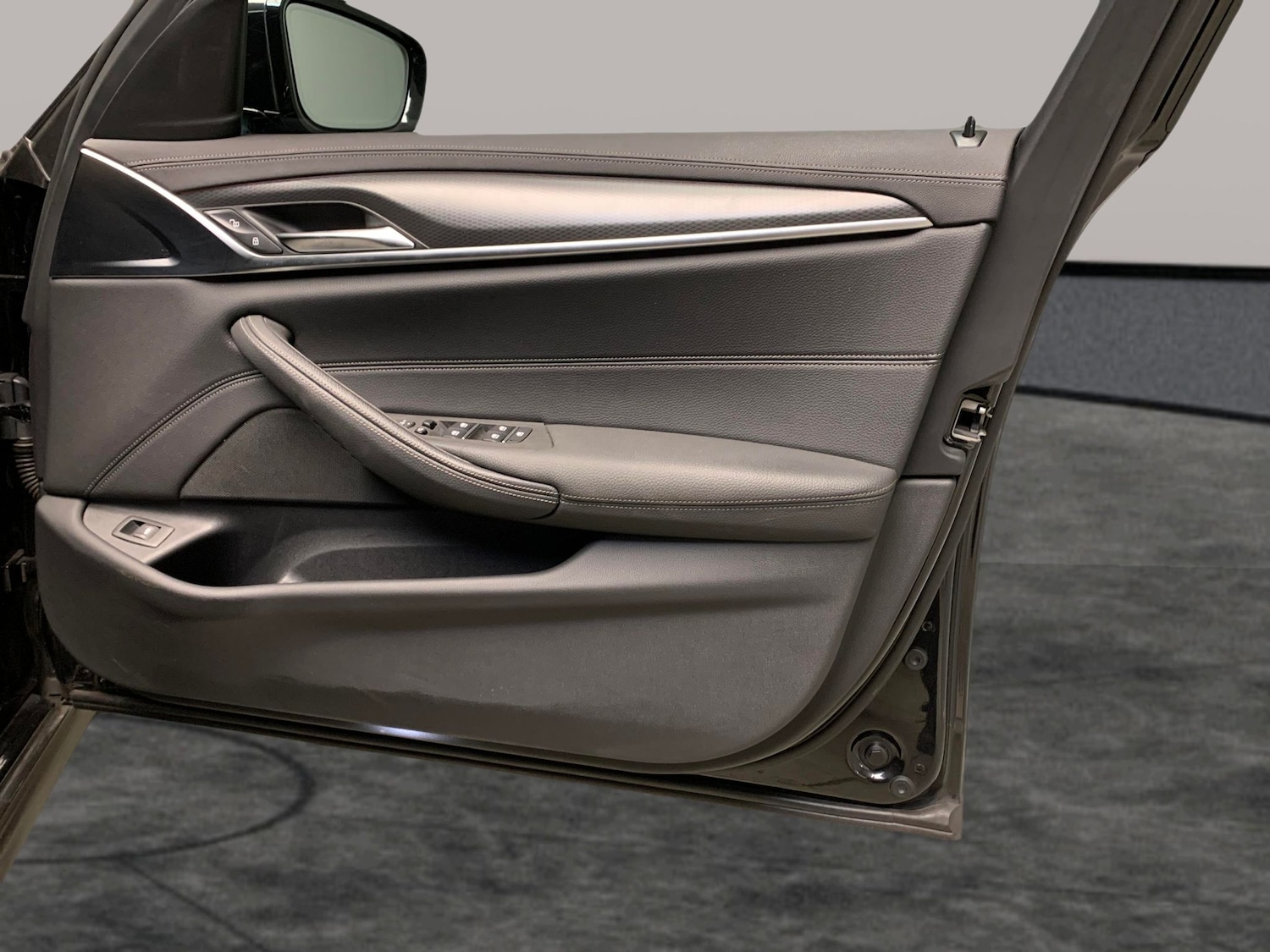 Used BMW 5 Series 2022 for sale - 76320577: Photo 46