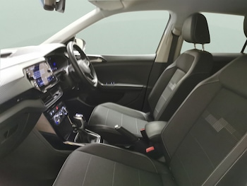Used Volkswagen T-Cross 2023 for sale - 79384301: Photo
