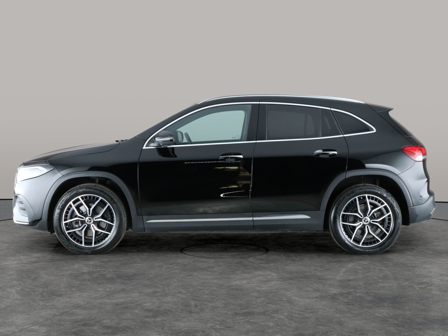 Used Mercedes-Benz EQA 2023 for sale - 76555083: Photo 13