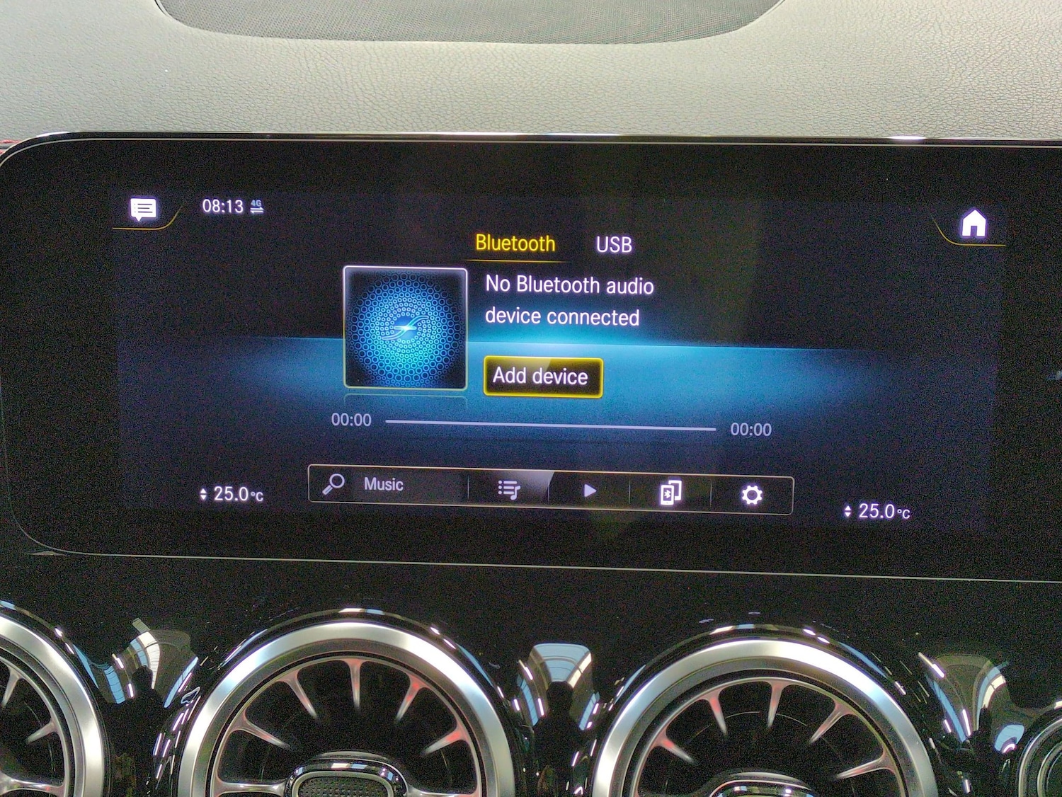 Used Mercedes-Benz EQA 2023 for sale - 76555083: Photo 15