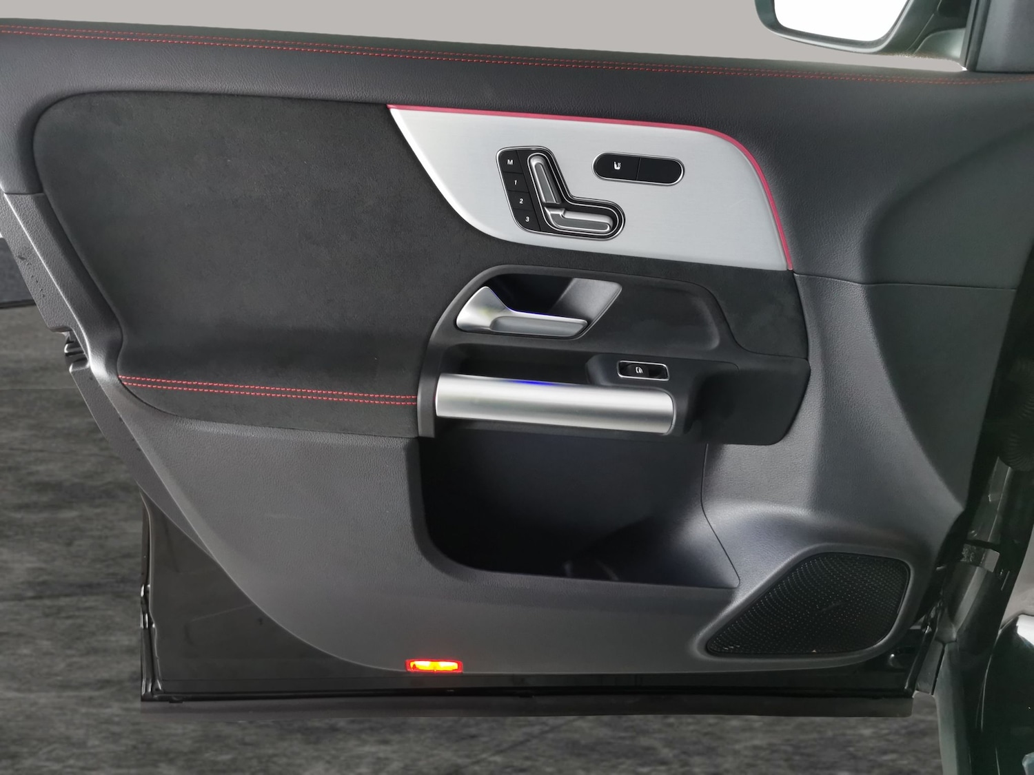 Used Mercedes-Benz EQA 2023 for sale - 76555083: Photo 31