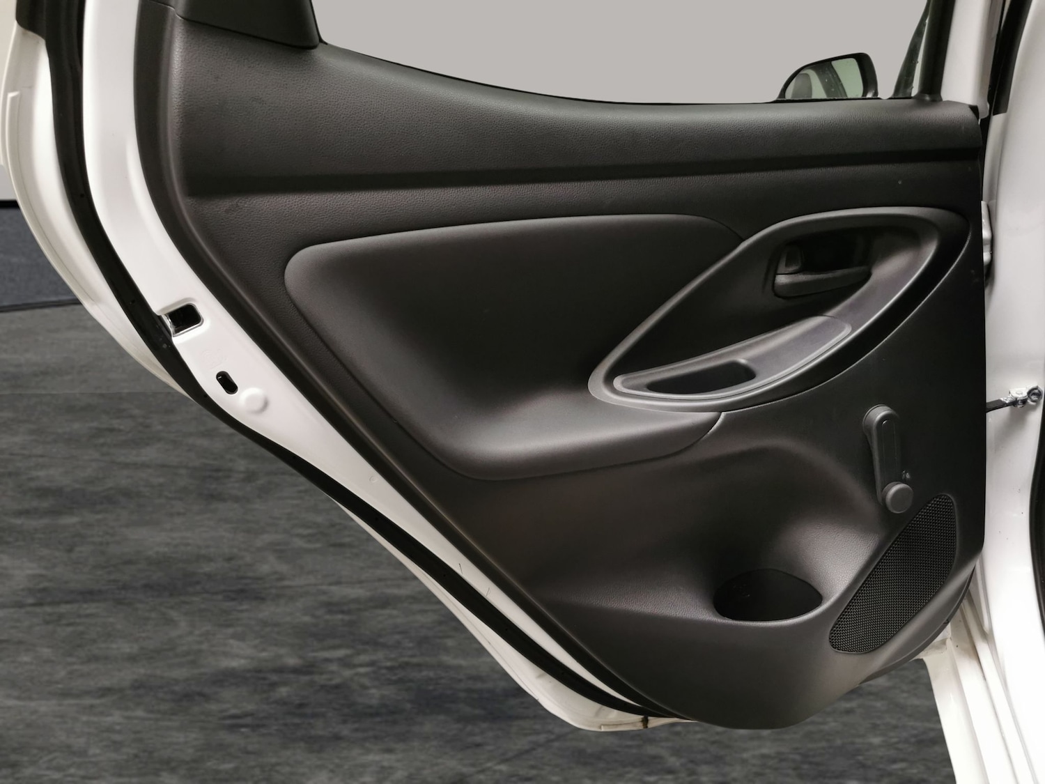 Used Toyota Yaris 2022 for sale - 77286060: Photo 24