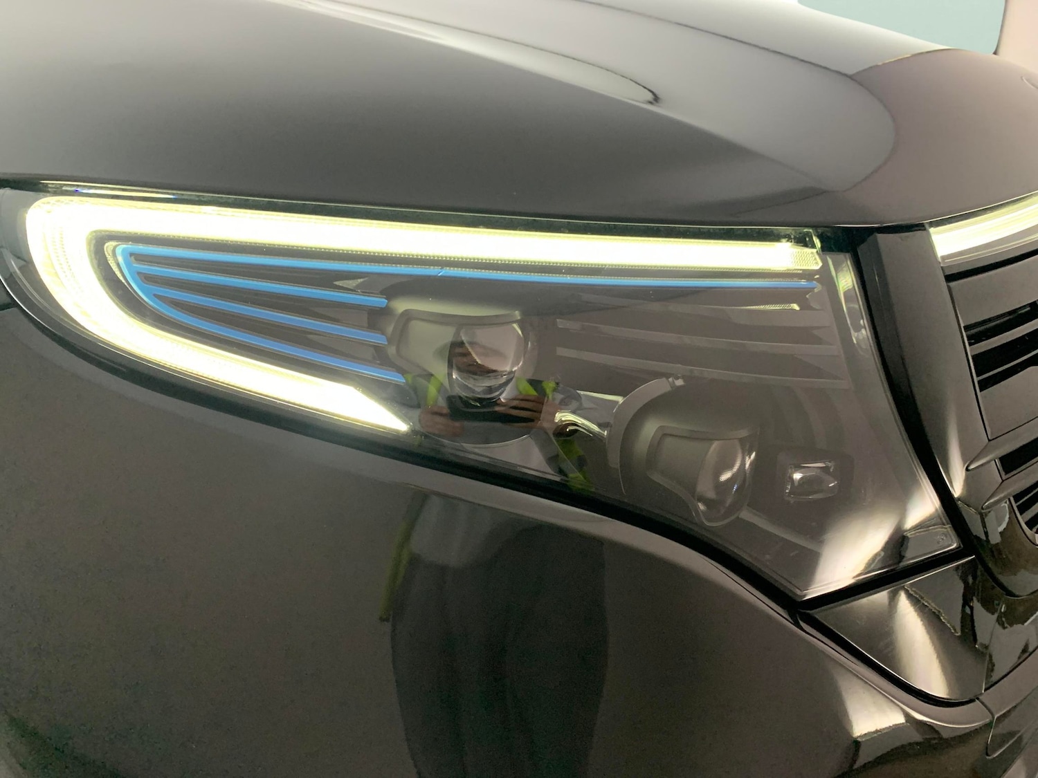 Used Mercedes-Benz EQC 2022 for sale - 76534259: Photo 28