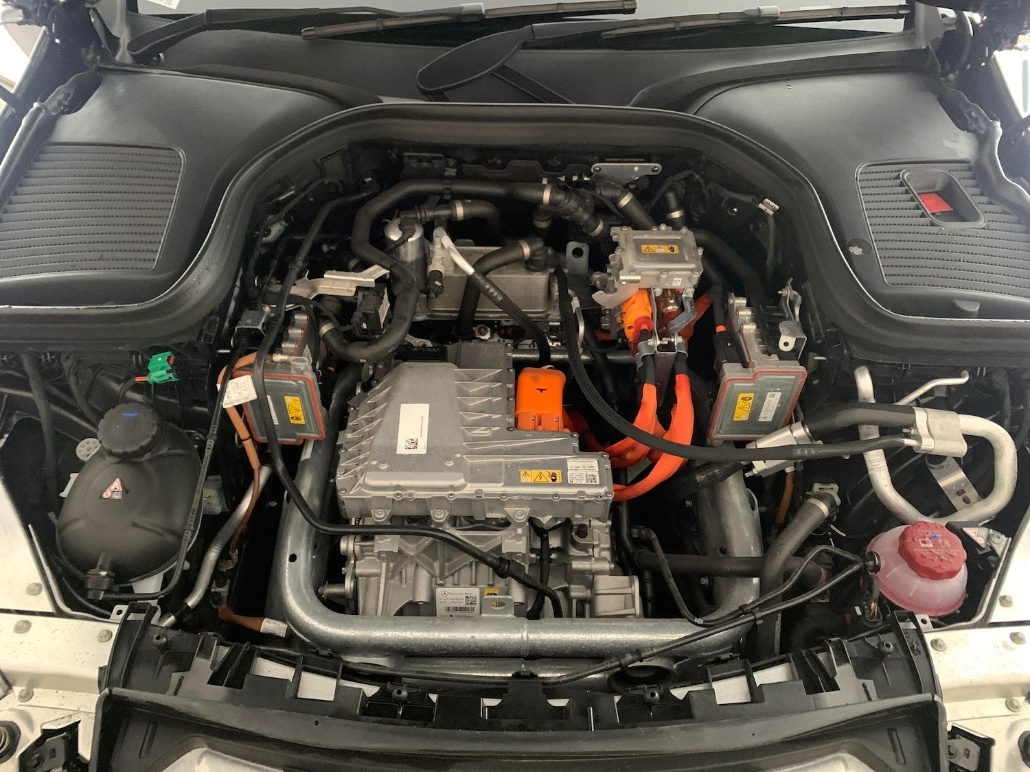 Used Mercedes-Benz EQC 2022 for sale - 76534259: Photo 34