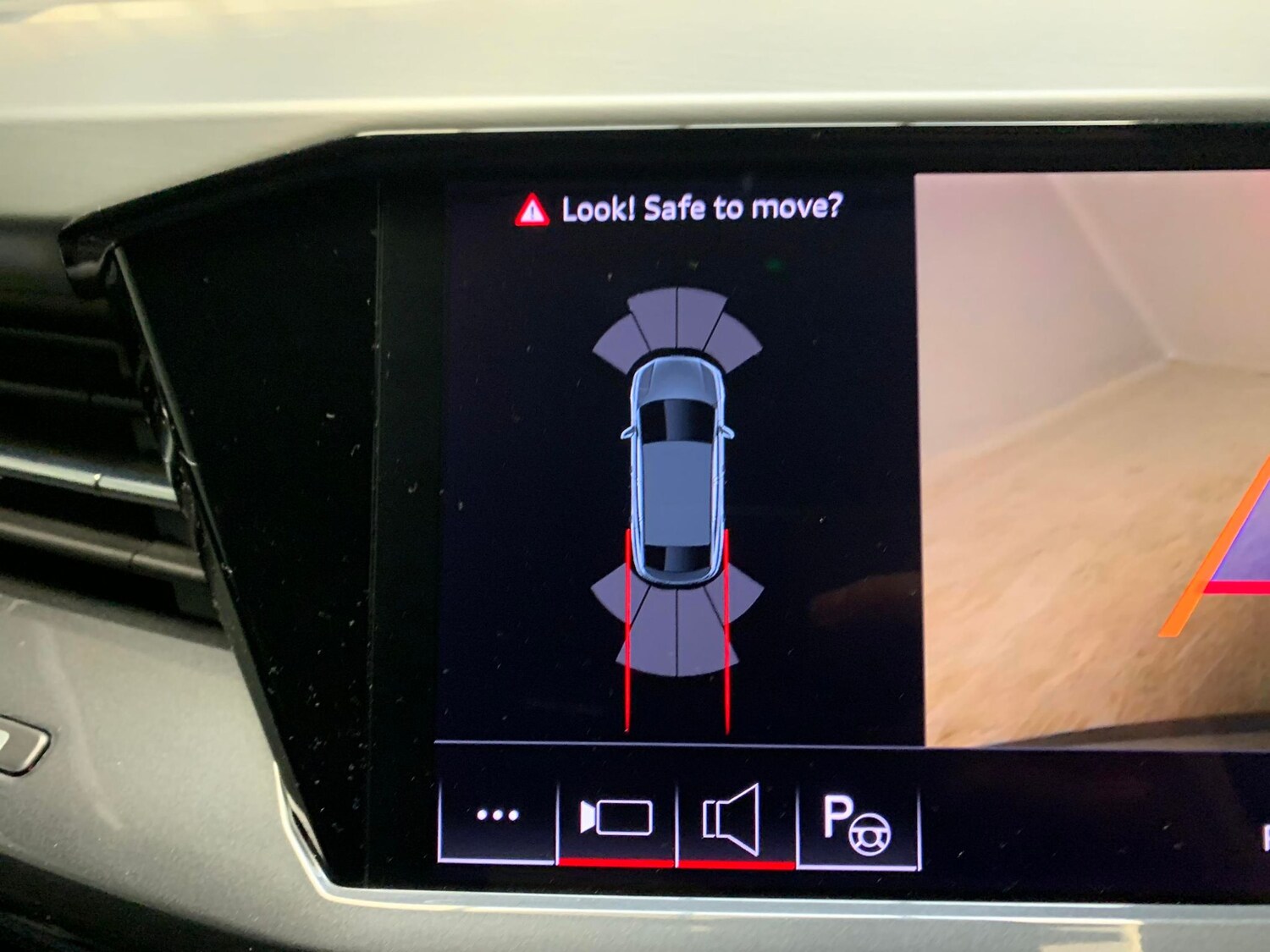 Used Audi Q4 e-tron 2022 for sale - 77364987: Photo 16