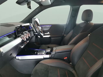 Used Mercedes-Benz GLB 2022 for sale - 77675973: Photo