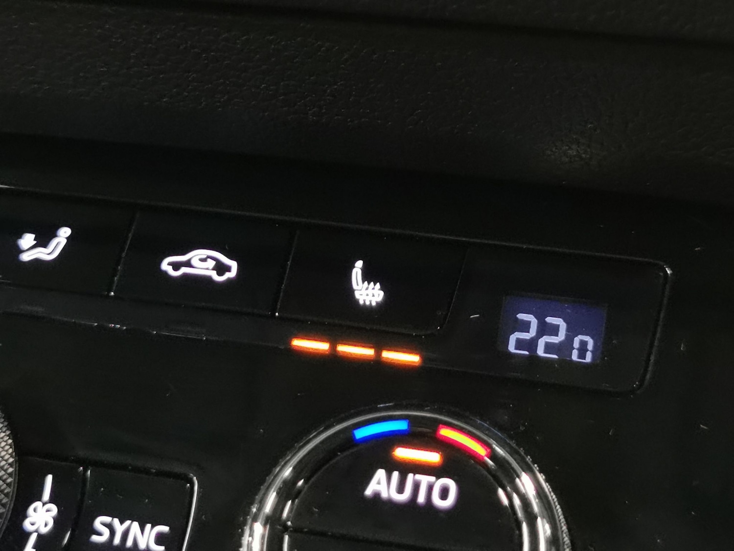 Used Skoda Karoq 2023 for sale - 76722543: Photo 21