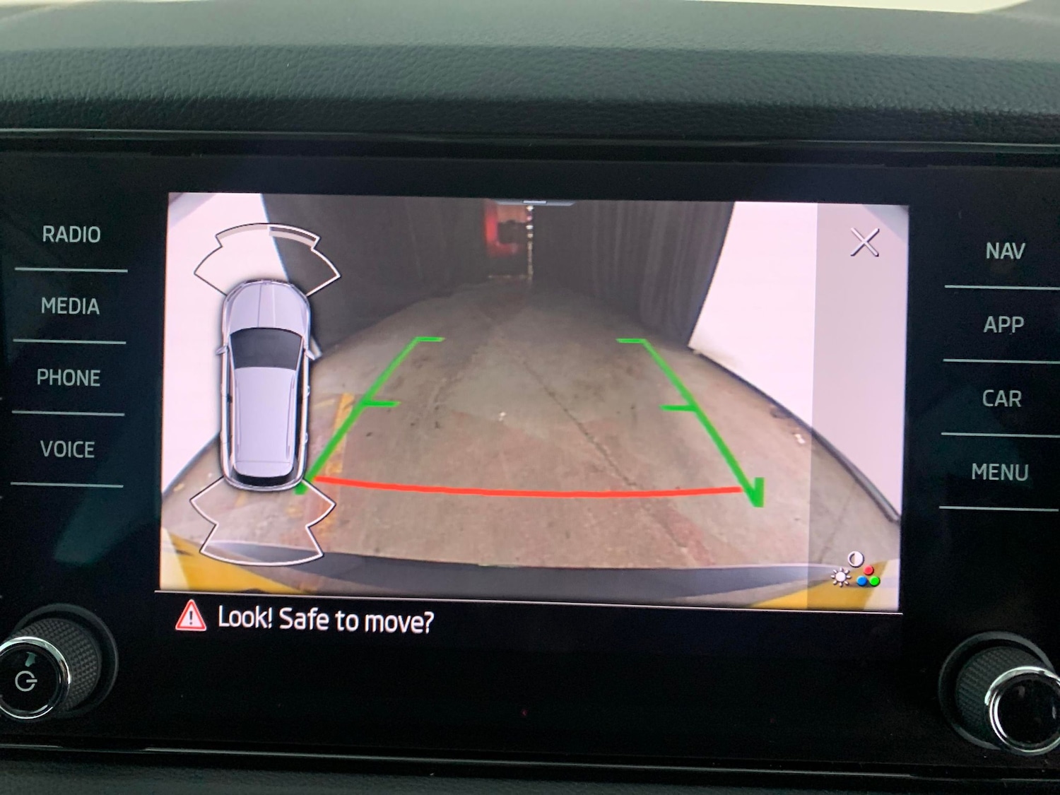 Used Skoda Karoq 2023 for sale - 76722543: Photo 6