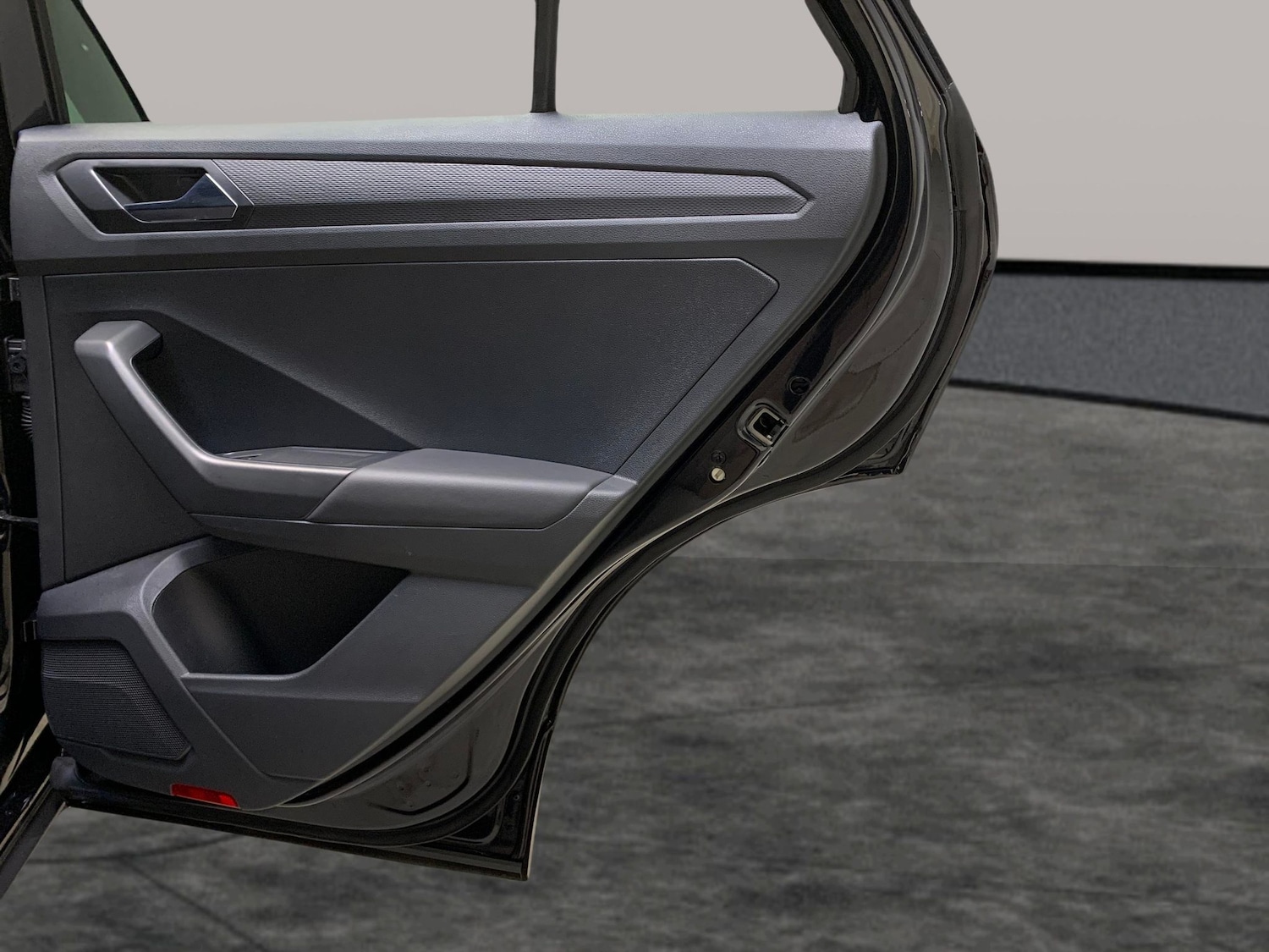 Used Volkswagen T-Roc for sale - 76492017: Photo 32