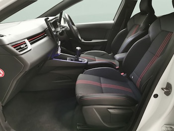 Used Renault Clio 2023 for sale - 78227050: Photo