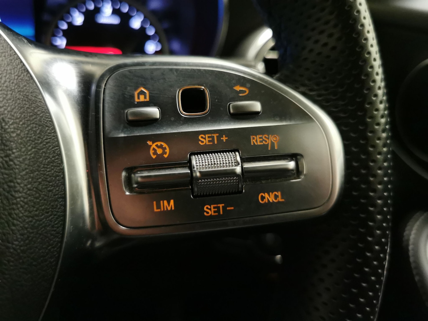 Used Mercedes-Benz GLC for sale - 77034030: Photo 21