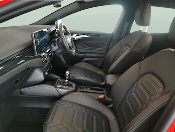 Used Ford Focus 2022 for sale - 76557169: Photo