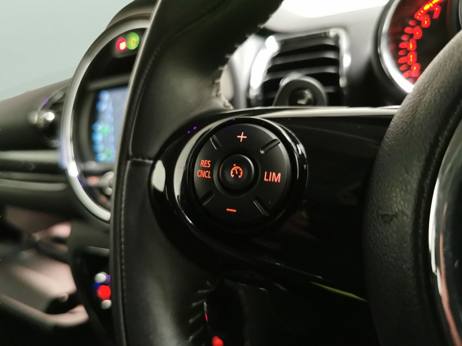 Used MINI Clubman 2019 for sale - 77493085: Photo 19