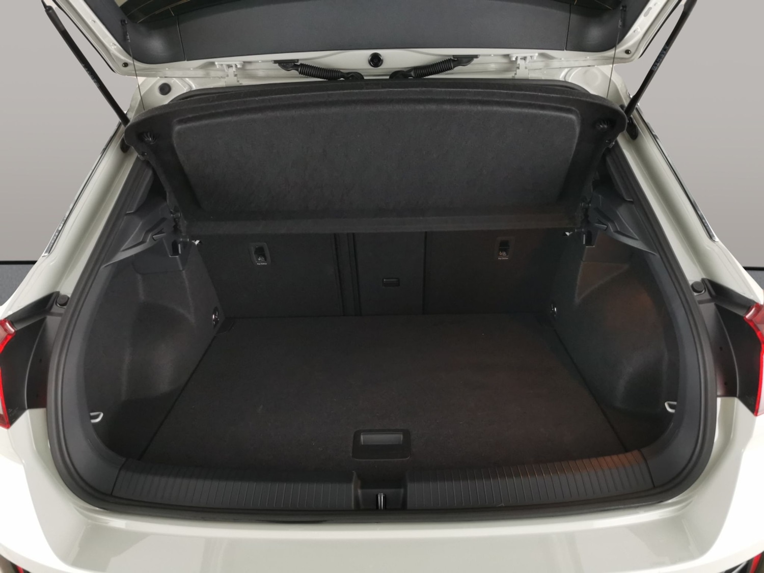 Used Volkswagen T-Roc 2025 for sale - 78199745: Photo 36