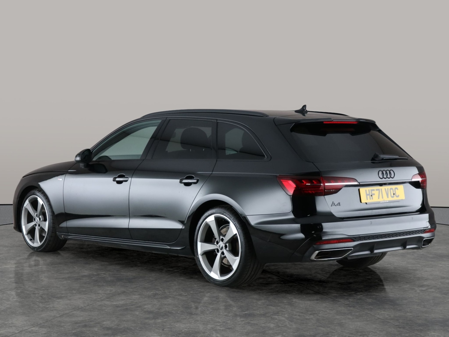 Used Audi A4 Avant 2021 for sale - 76519635: Photo 14