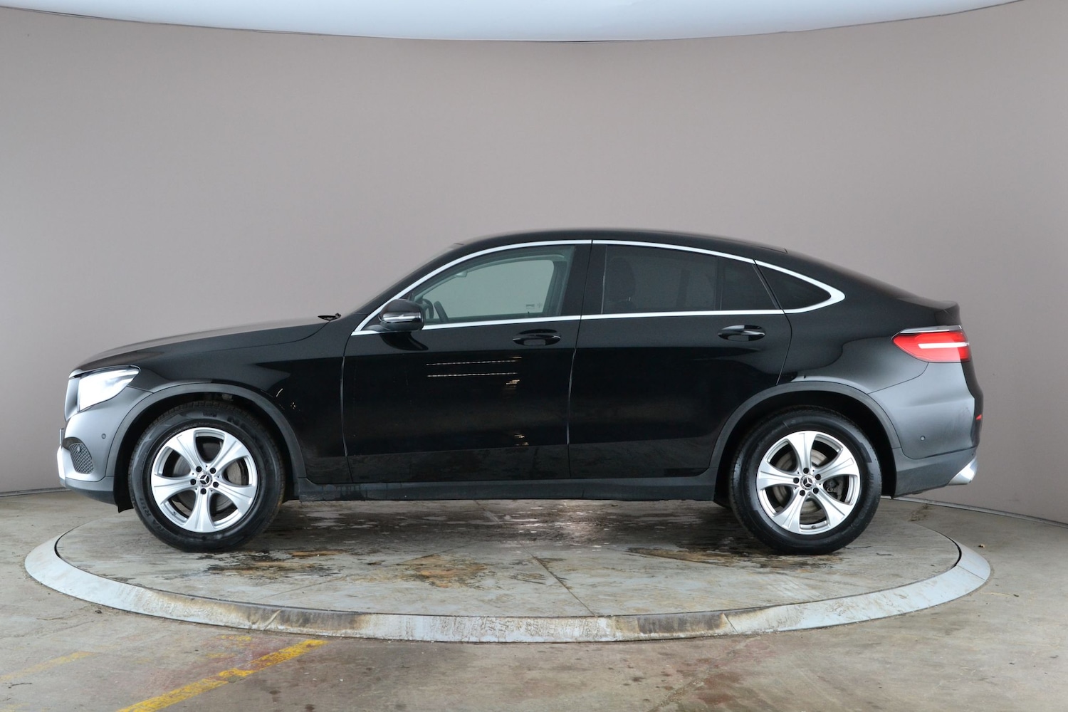 Used Mercedes-Benz GLC 2022 for sale - 77198700: Photo 14