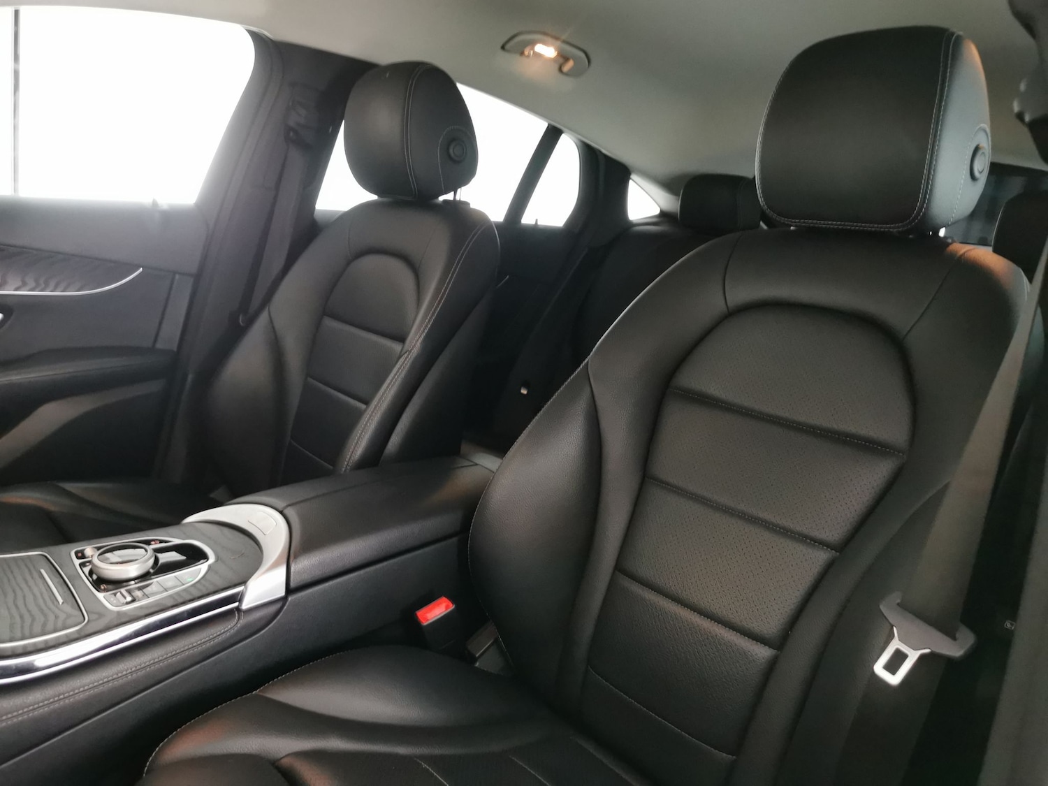 Used Mercedes-Benz GLC 2022 for sale - 77198700: Photo 6