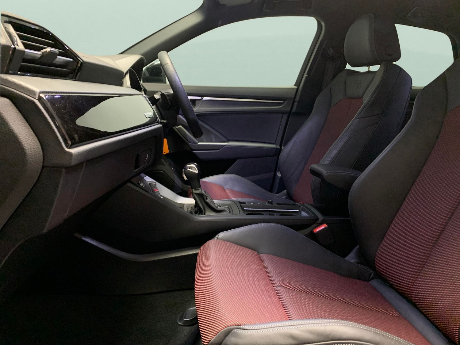 Used Audi Q3 2023 for sale - 77186672: Photo 4