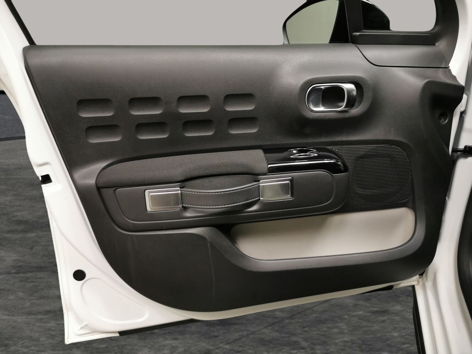 Used Citroen C3 2023 for sale - 77984613: Photo 27