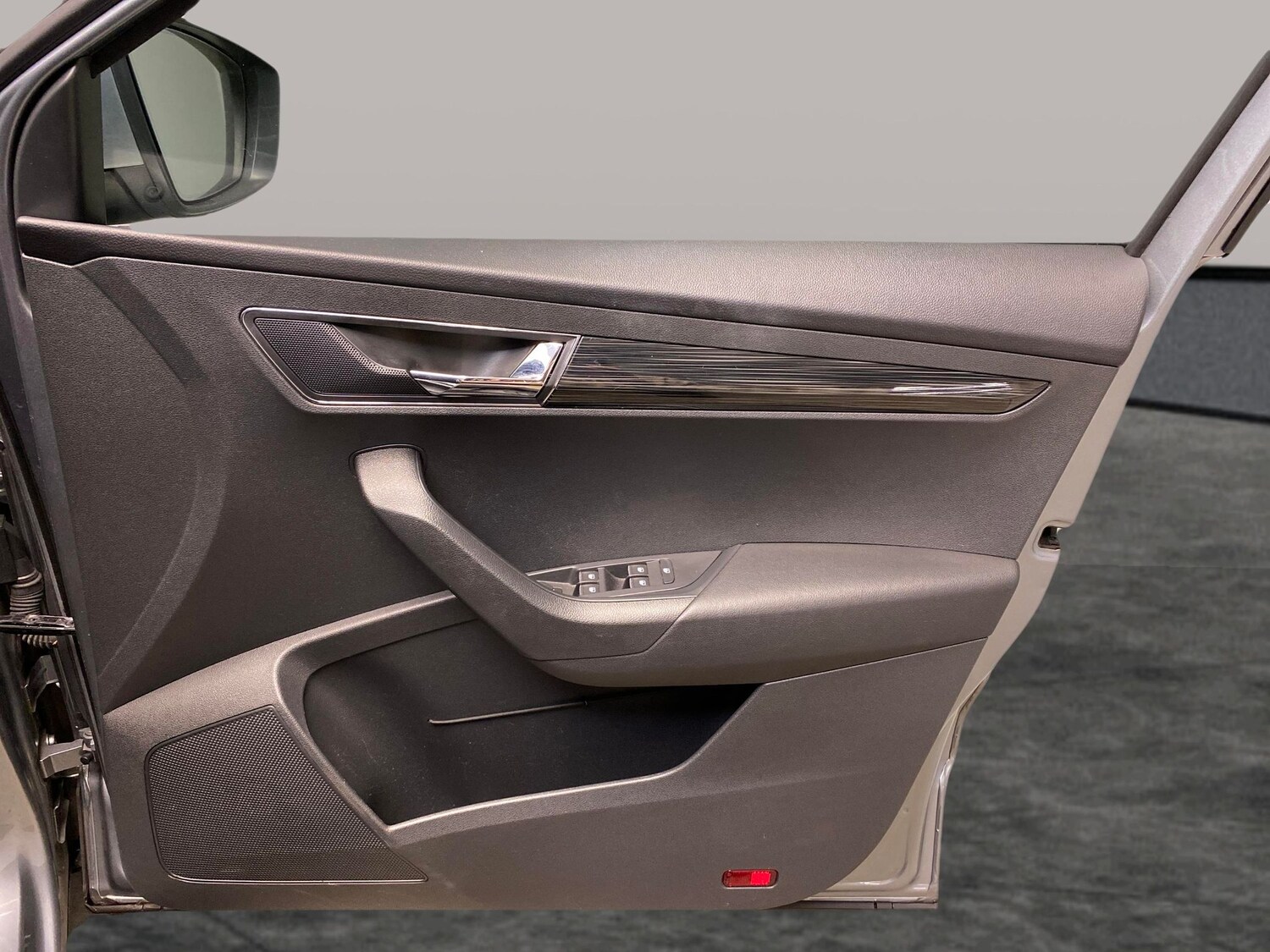 Used Skoda Karoq 2019 for sale - 77995475: Photo 28