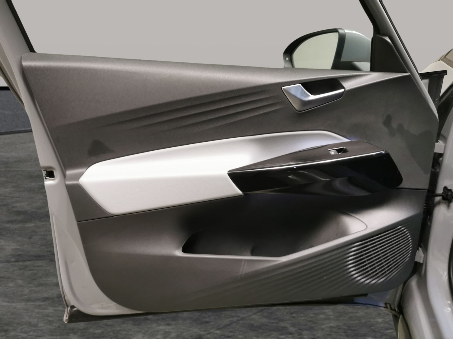 Used Volkswagen ID.3 2023 for sale - 77563512: Photo 22