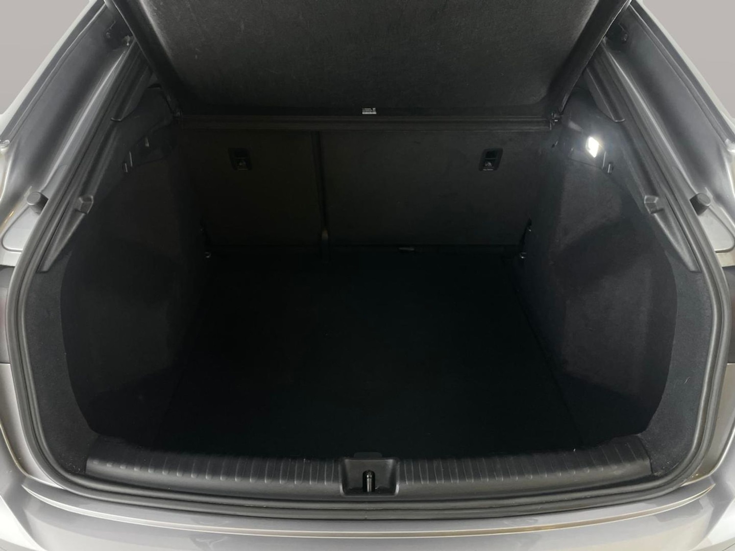 Used Audi Q4 e-tron 2023 for sale - 77974391: Photo 36