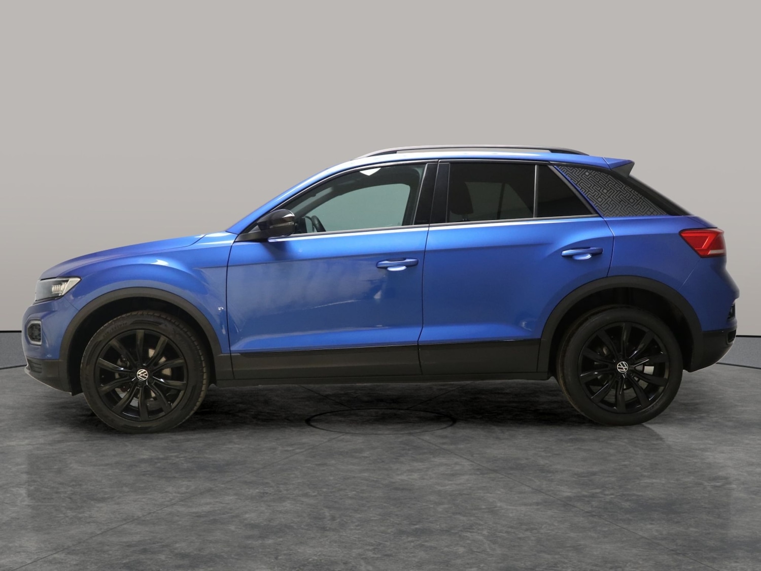 Used Volkswagen T-Roc 2021 for sale - 76271723: Photo 12