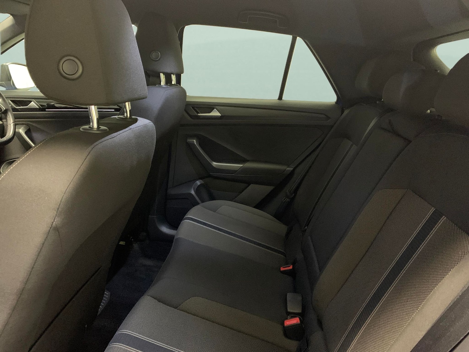 Used Volkswagen T-Roc 2021 for sale - 76271723: Photo 23