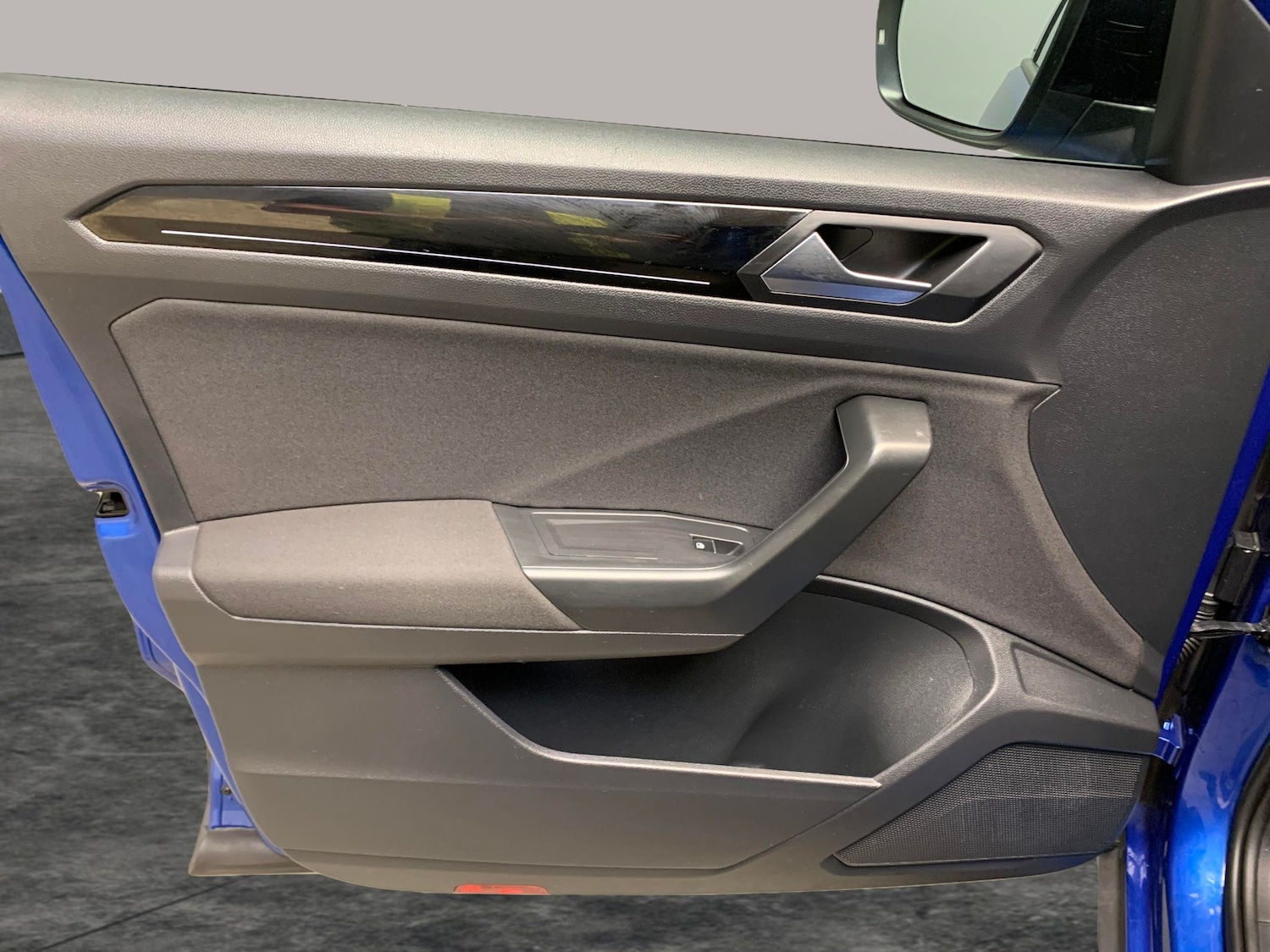 Used Volkswagen T-Roc 2021 for sale - 76271723: Photo 24