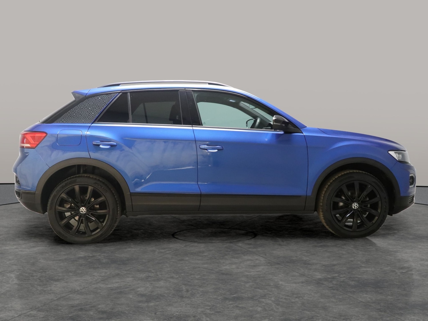 Used Volkswagen T-Roc 2021 for sale - 76271723: Photo 8
