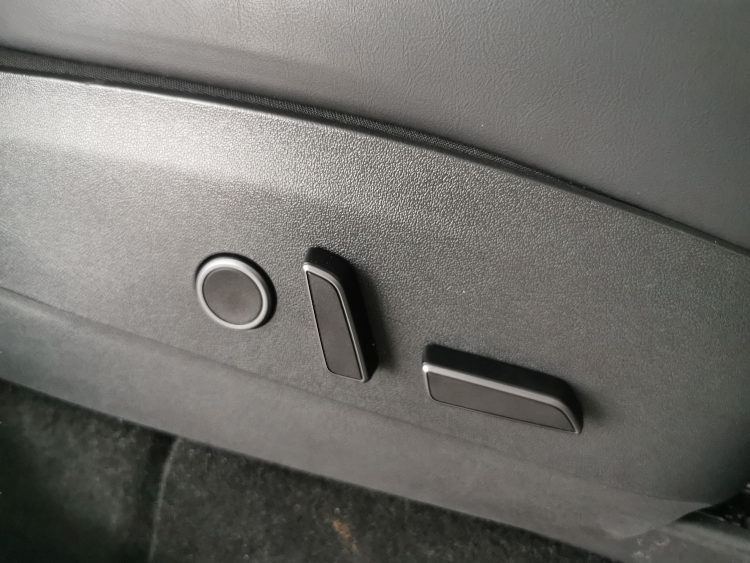 Used Tesla Model Y 2022 for sale - 77888990: Photo 24