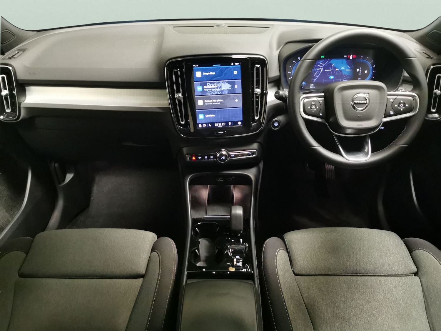 Used Volvo XC40 2024 for sale - 77476744: Photo 6