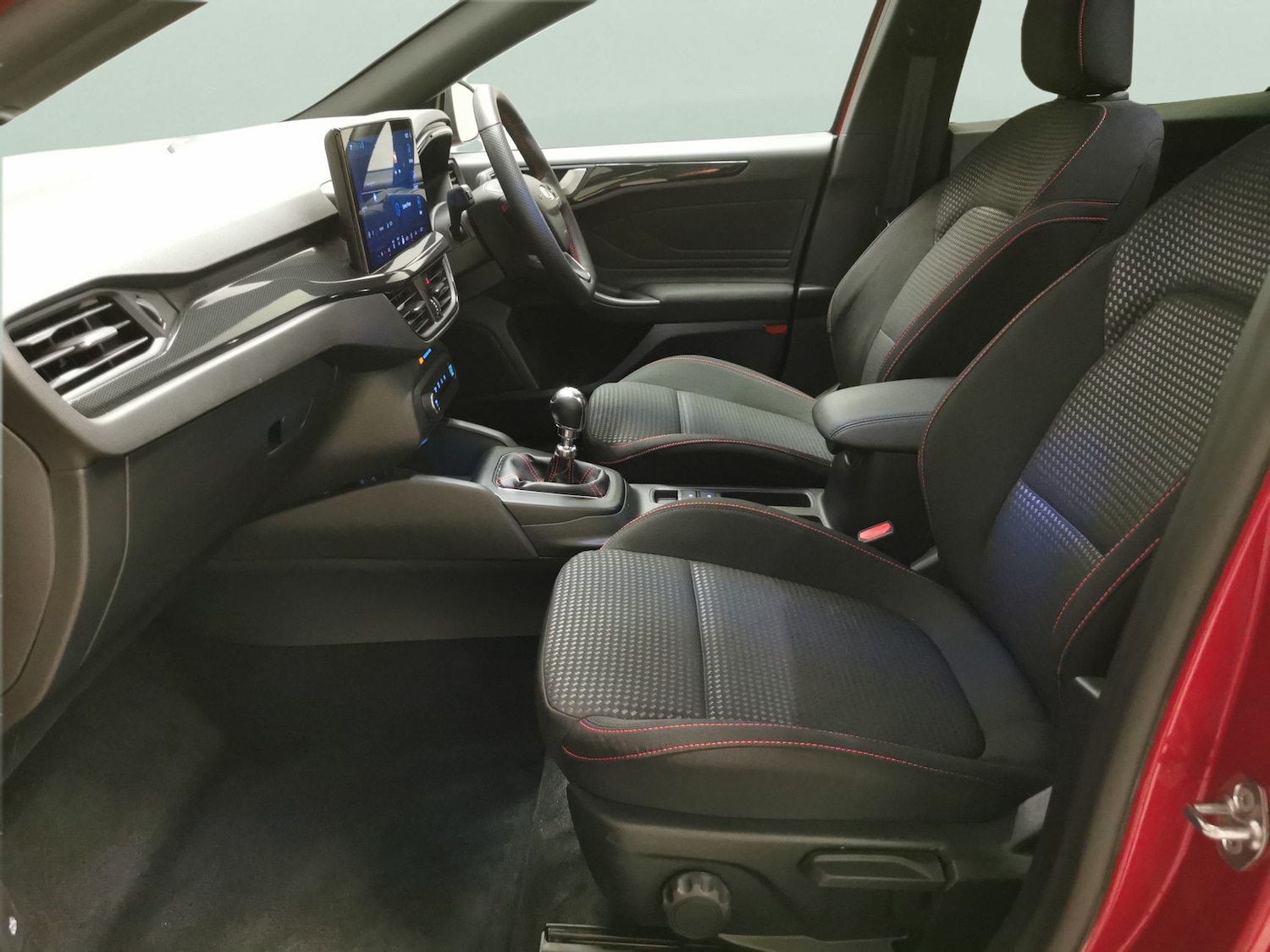 Used Ford Focus 2023 for sale - 76668505: Photo 4