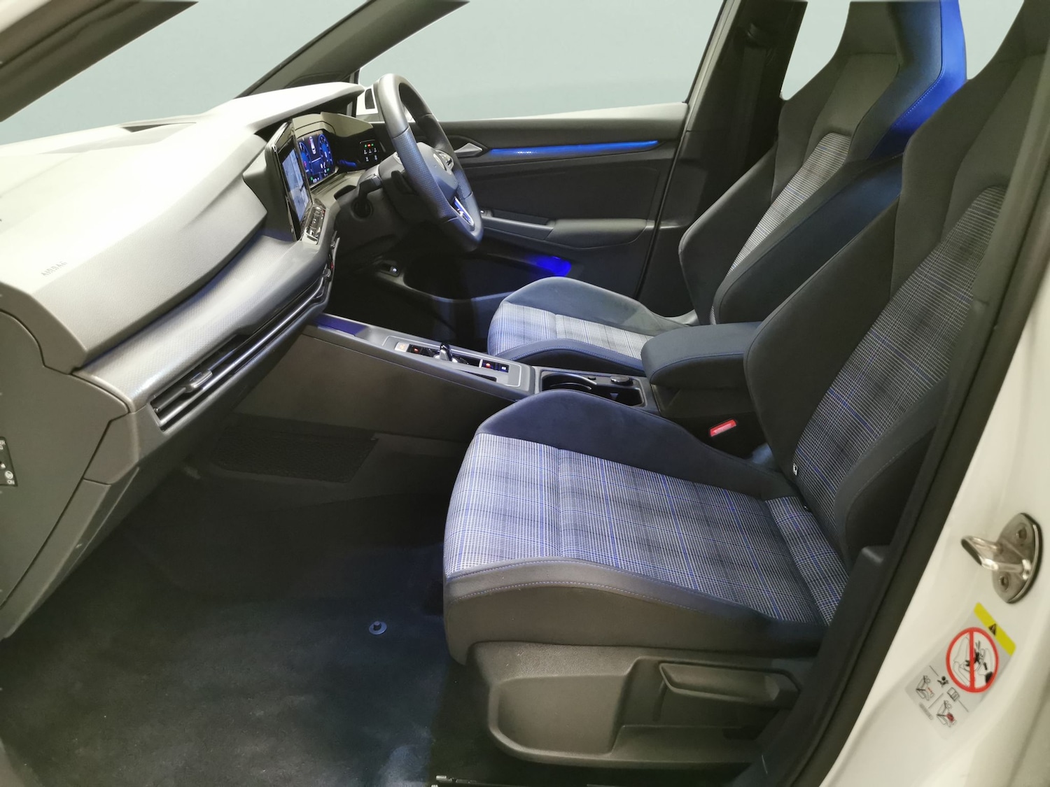 Used Volkswagen Golf 2021 for sale - 77856063: Photo 4