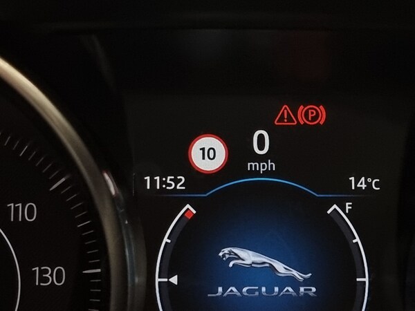 Used Jaguar E-Pace 2018 for sale - 76118202: Photo 28