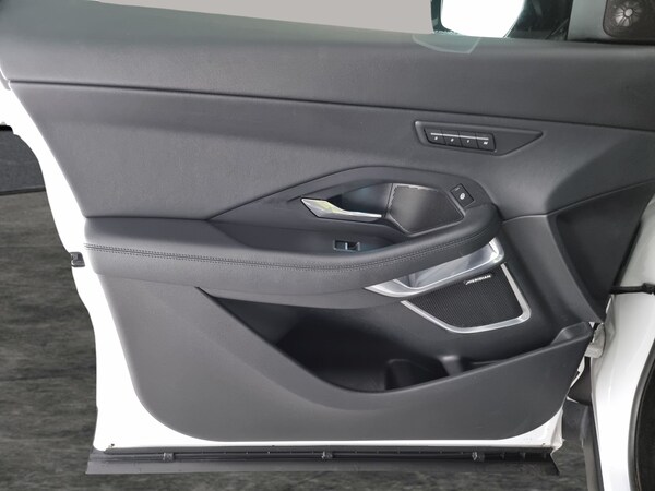 Used Jaguar E-Pace 2018 for sale - 76118202: Photo 38