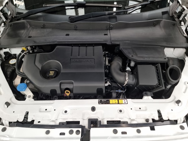 Used Jaguar E-Pace 2018 for sale - 76118202: Photo 44