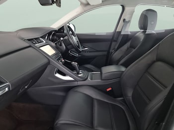 Used Jaguar E-Pace 2018 for sale - 76118202: Photo 4