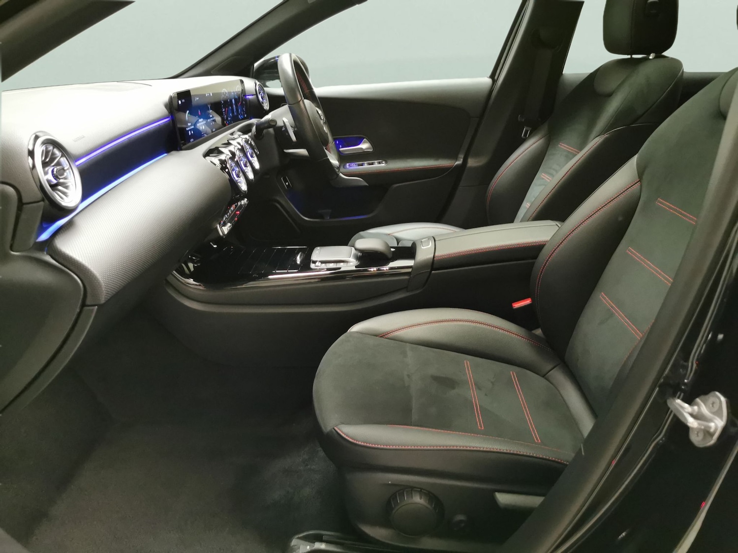 Used Mercedes-Benz A-Class 2022 for sale - 76725306: Photo 4