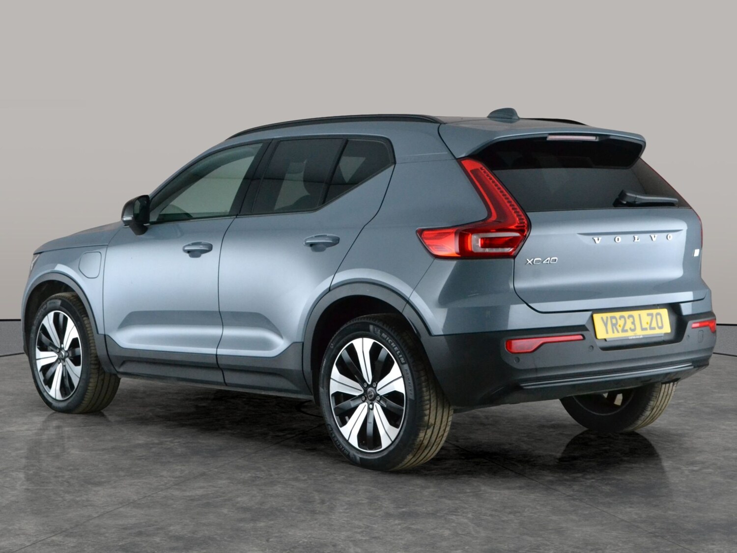 Used Volvo XC40 2023 for sale - 78054046: Photo 14