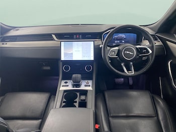 Used Jaguar F-Pace 2021 for sale - 78211062: Photo