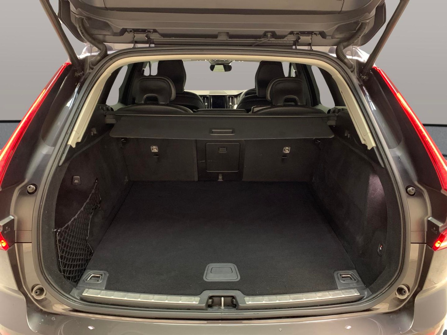 Used Volvo XC60 2023 for sale - 77269753: Photo 31