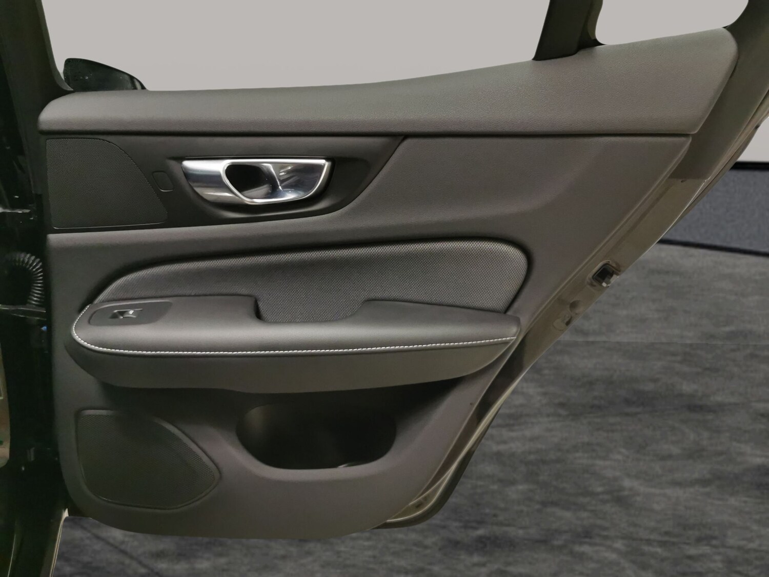 Used Volvo S60 2023 for sale - 78015019: Photo 27