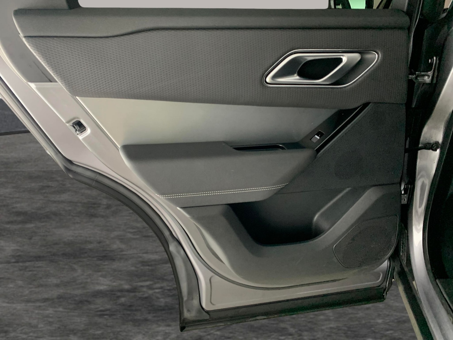 Used Land Rover Range Rover Velar 2022 for sale - 77043628: Photo 31