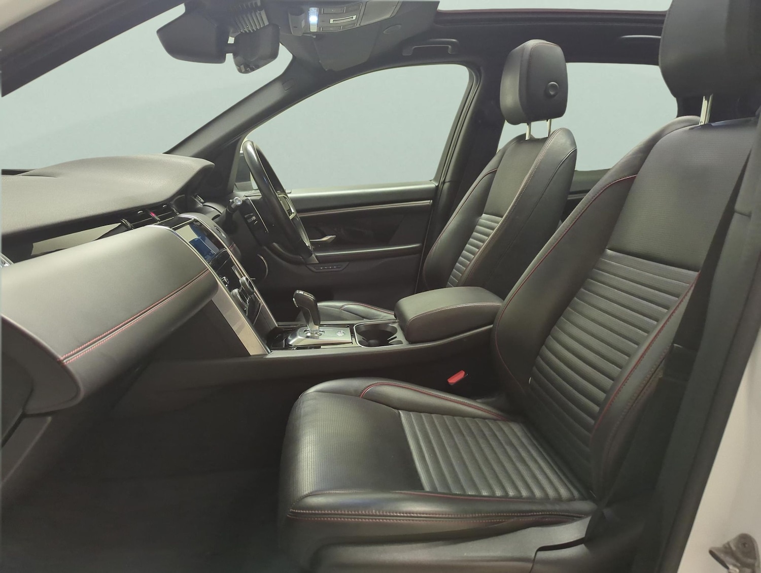 Used Land Rover Discovery Sport 2021 for sale - 78187617: Photo 4