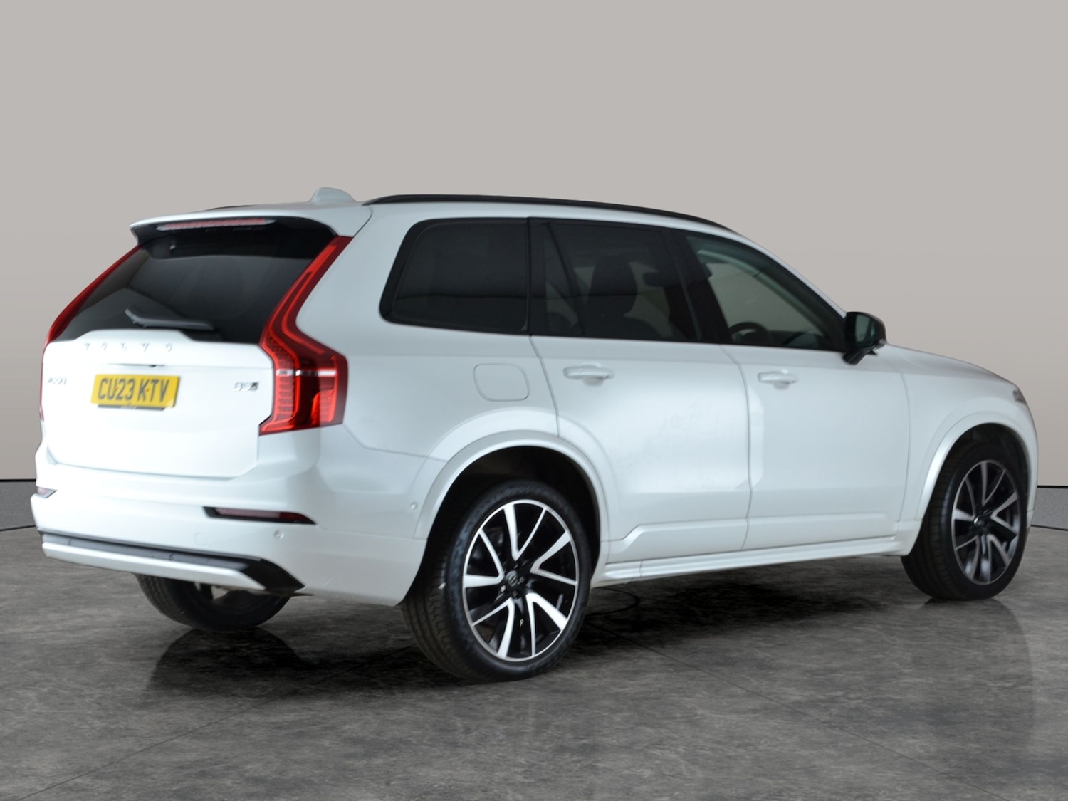 Used Volvo XC90 2023 for sale - 77563486: Photo 11